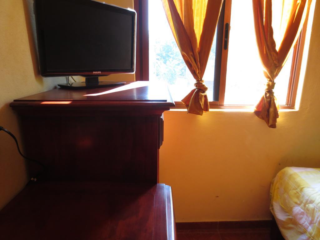 Hotel Campo Real Plus Тамасопо Стая снимка